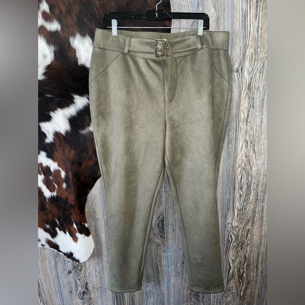 Cato Olive Green Straight Leg Pants with Belt Detail 18/20 W